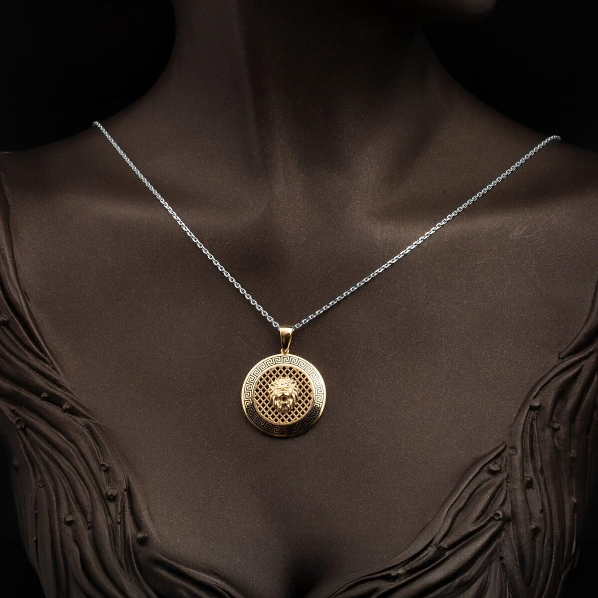 14K Yellow Gold Lion Medallion Pendant