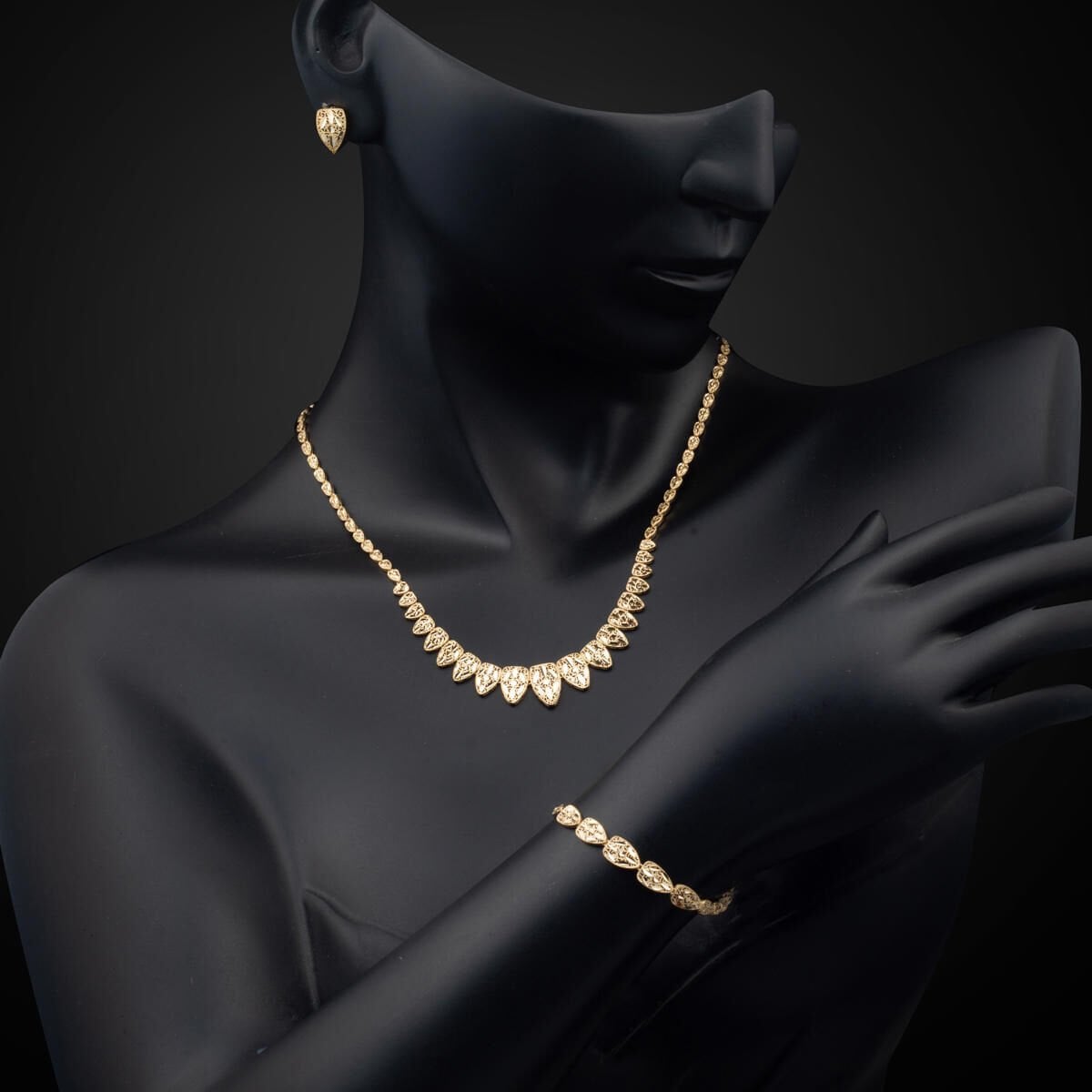 14K Yellow Gold Sparkle Drops Wedding Set