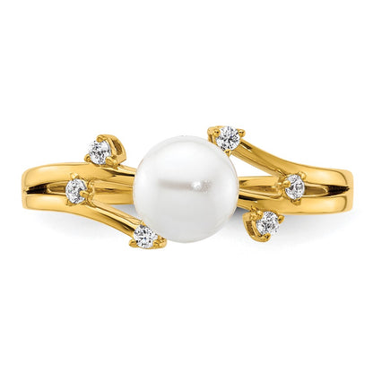 14K Yellow Gold Polished 1/10 carat Diamond and Freshwater Cultured Pearl Size 7 Ring