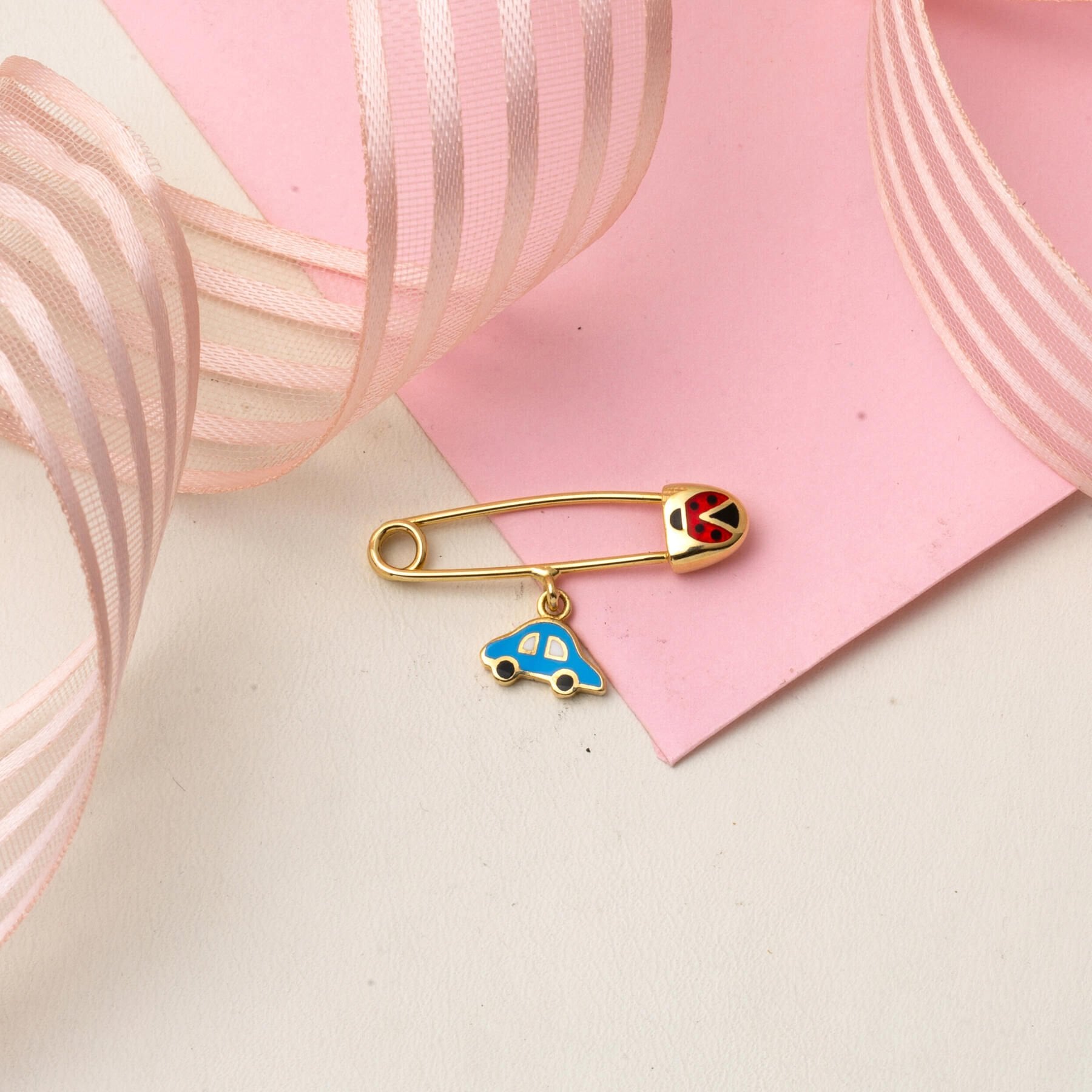 14K Green Gold Car Safety Pin | Goldia.com