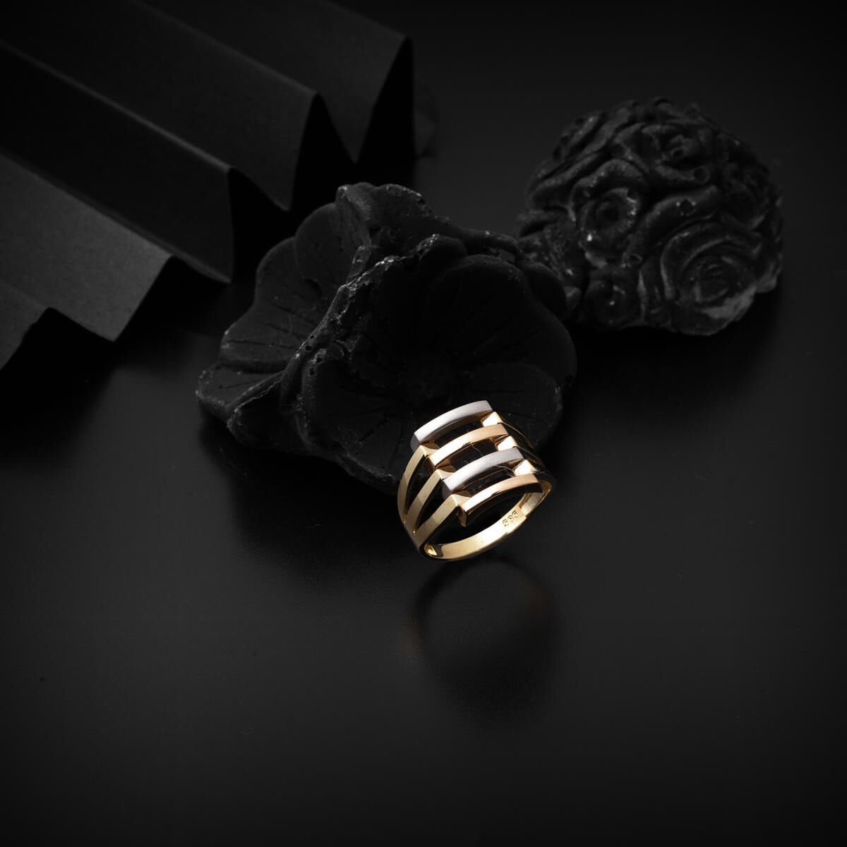 14K Yellow Gold Quad Ribbed Ring (3.06 g)