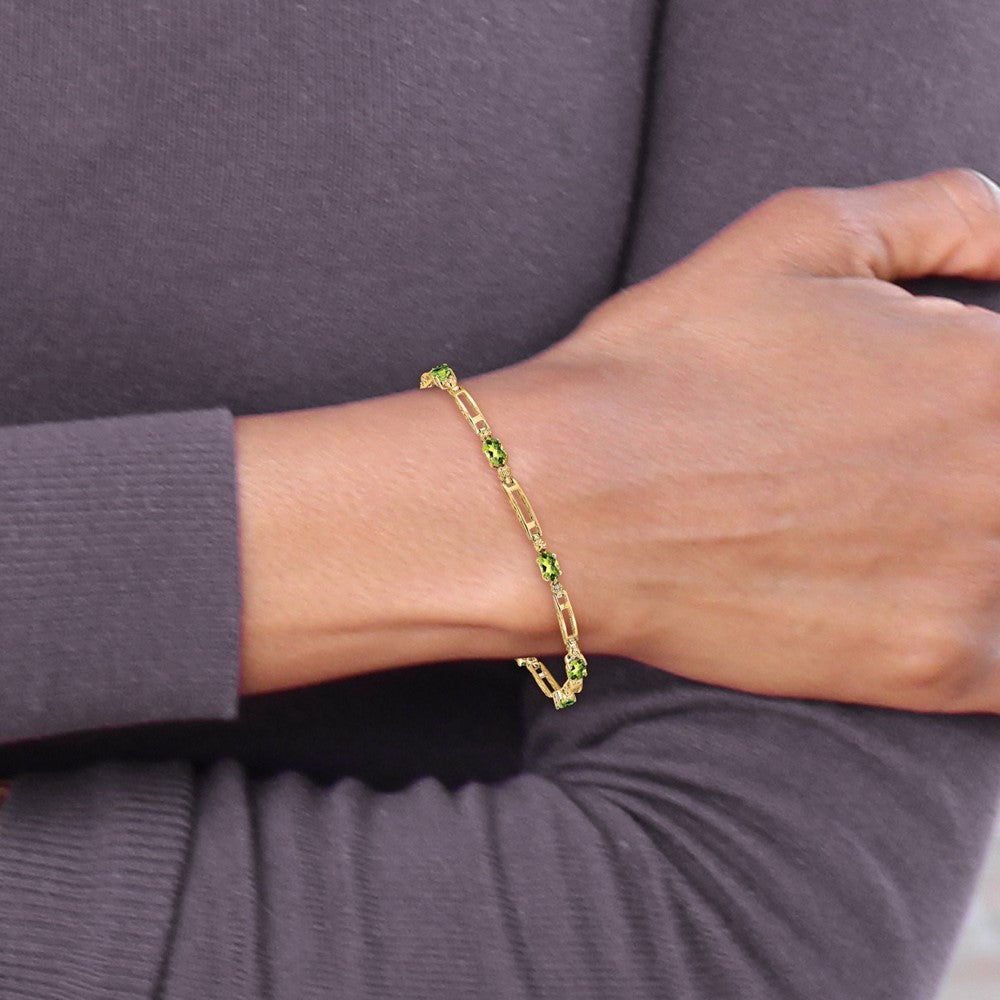 14K Yellow Gold Complete Diamond and Oval Peridot Fancy Link 7 Inch Bracelet
