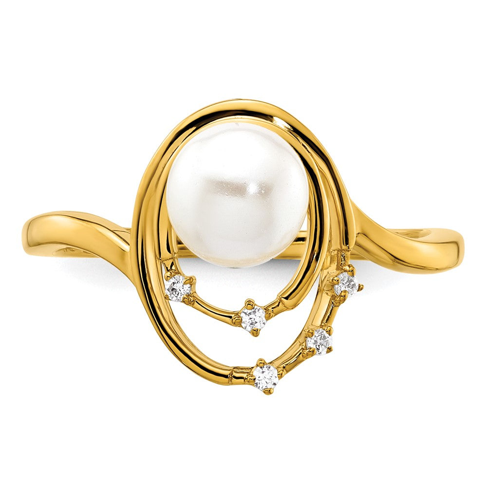 14K Yellow Gold Polished 1/20 carat Diamond and Freshwater Cultured Pearl Ovals Size 7 Ring
