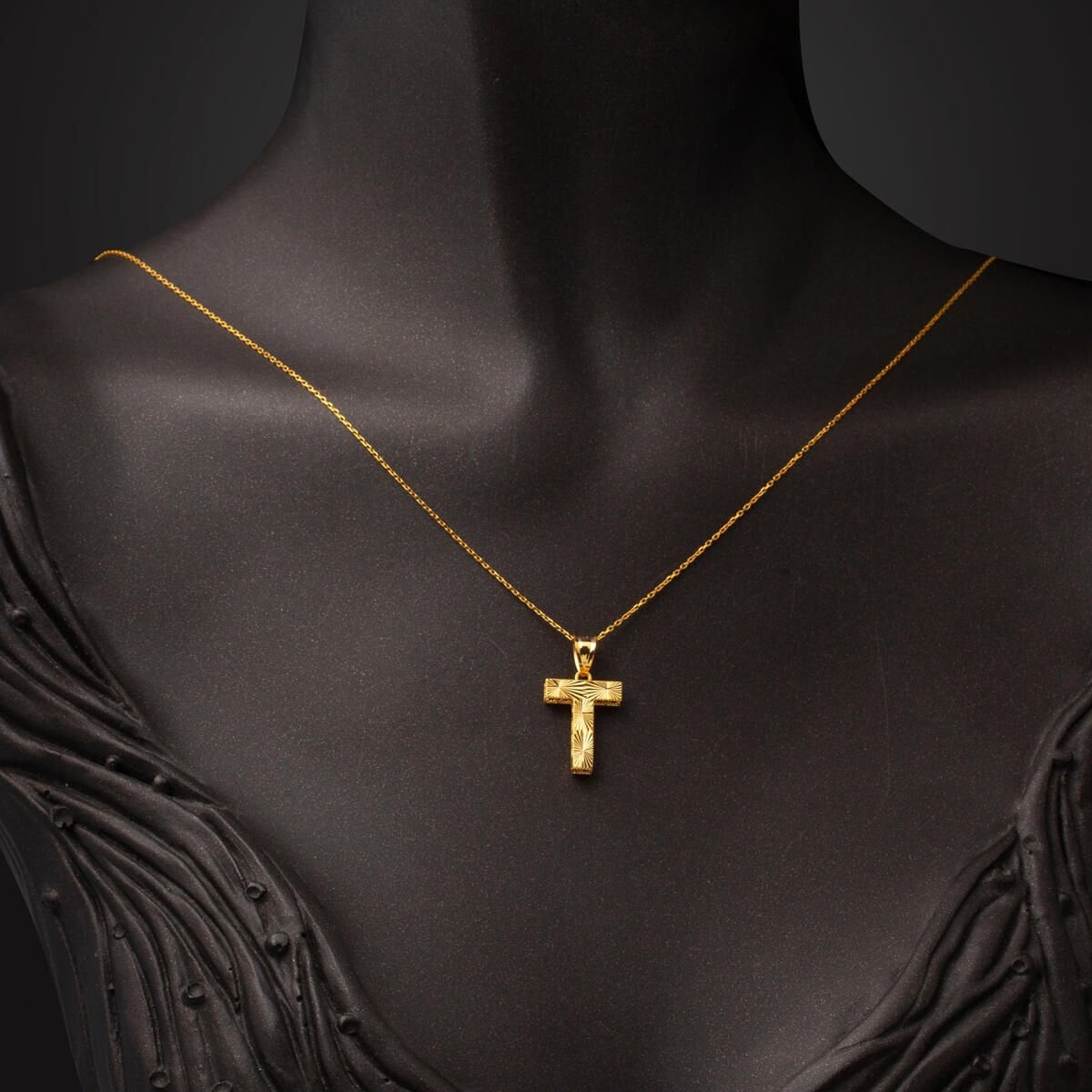 22K Yellow Gold Initial T 3 Dimensional Necklace