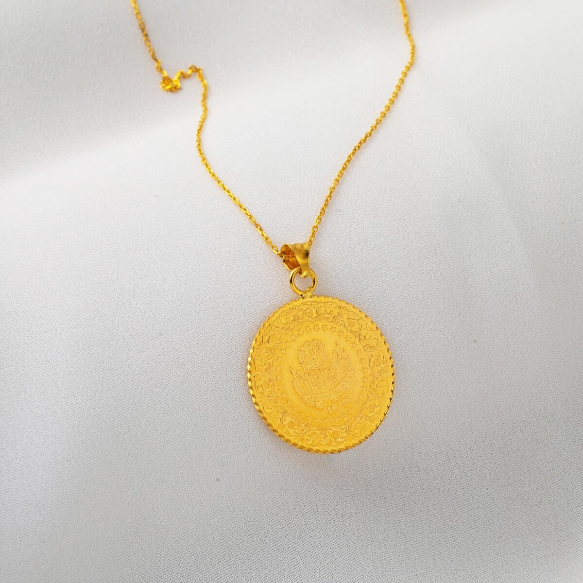 22K Yellow Gold Half Coin Necklace