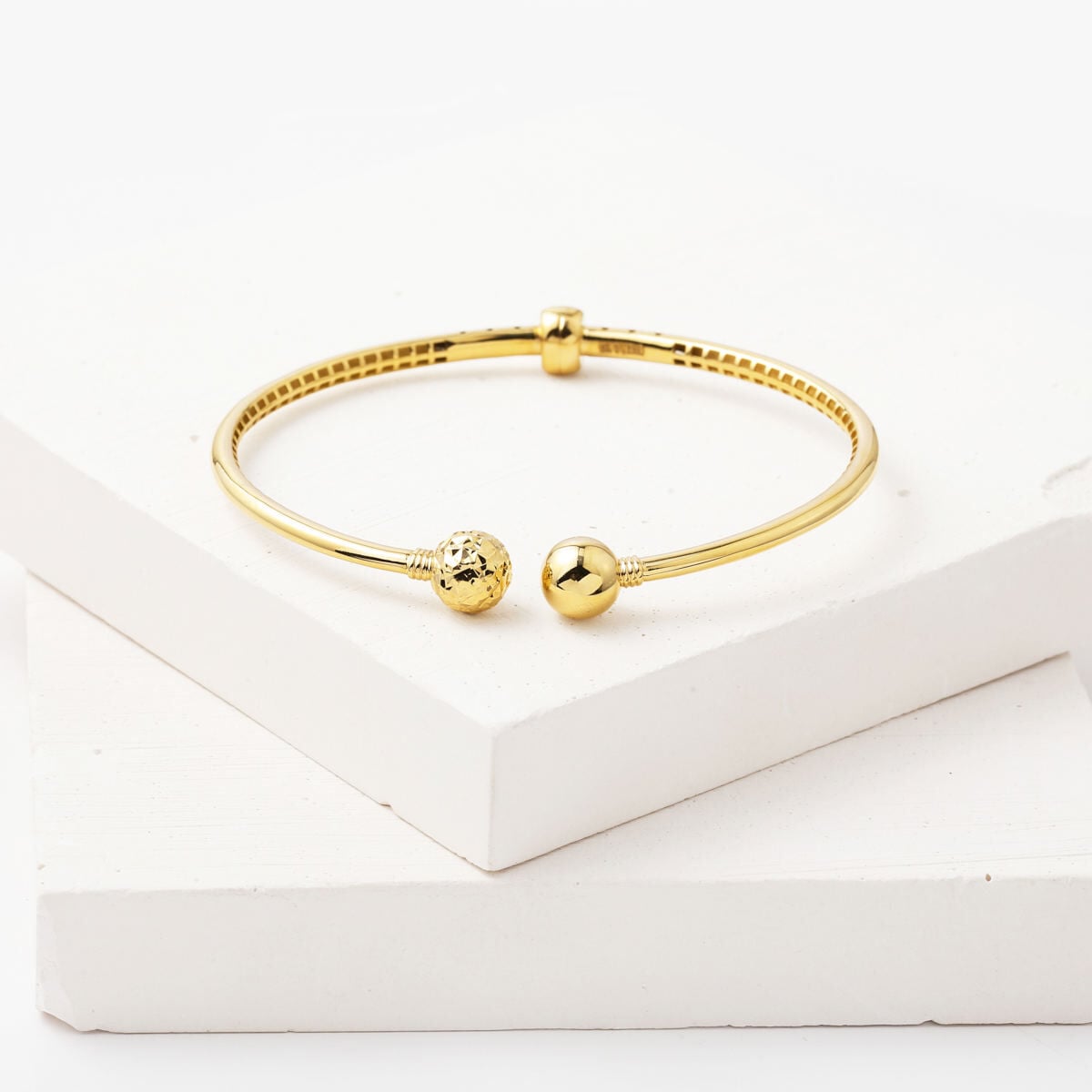 14K Yellow Gold Wishbone Hinged Cuff Bangle