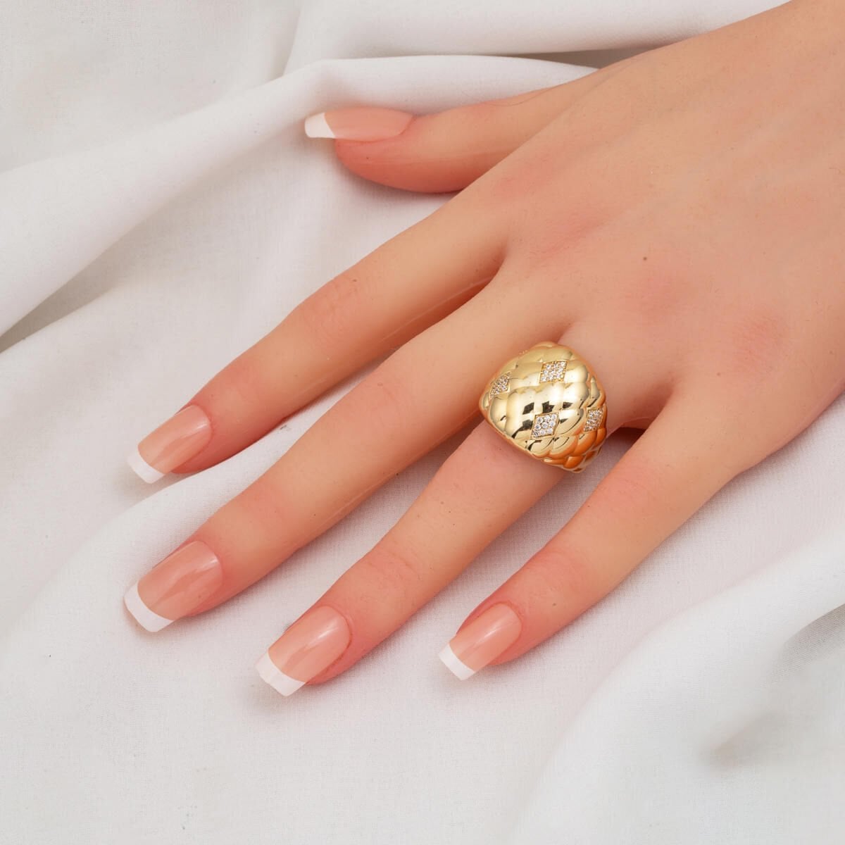 14K Yellow Gold Veloria Design Cubic Zirconia Ring
