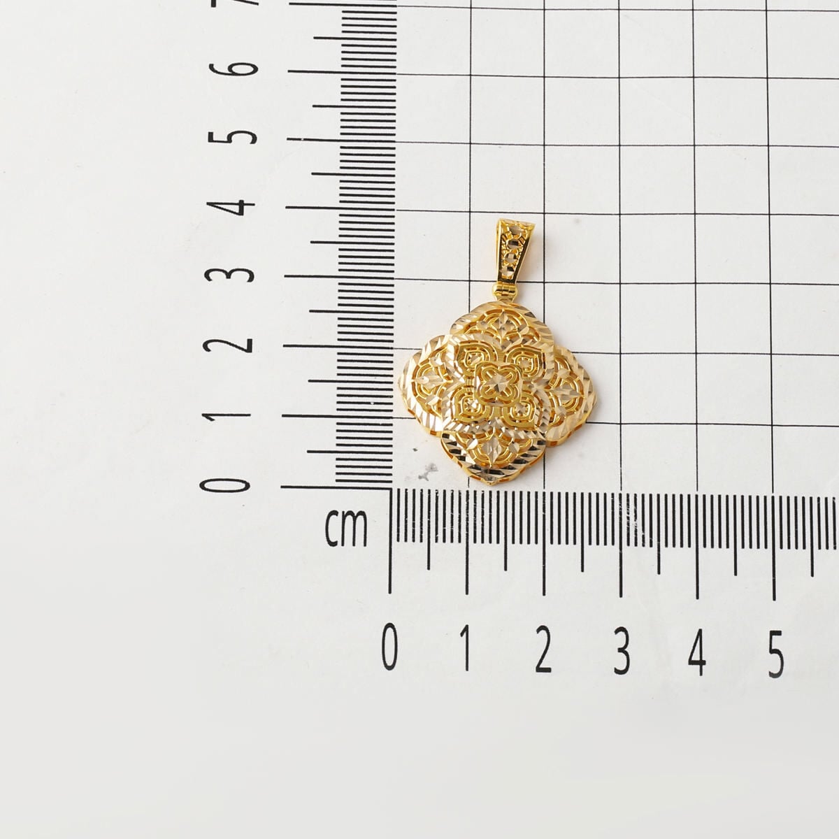14K Yellow Gold Palace Motif Necklace
