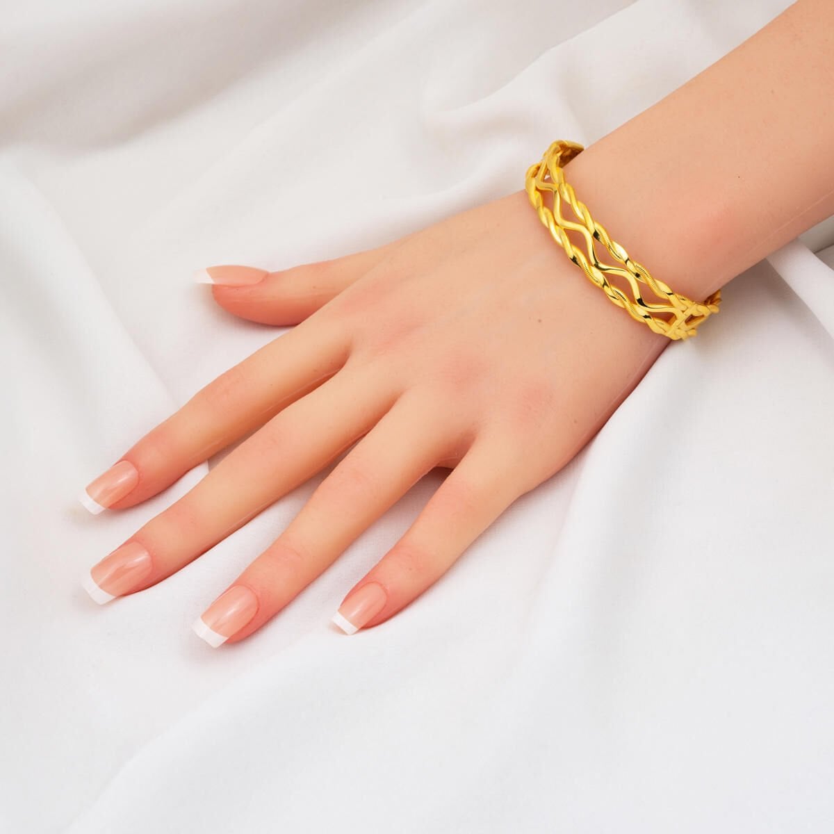 14K Yellow Gold Twisted Hinged Cuff Bangle (21.03 g)