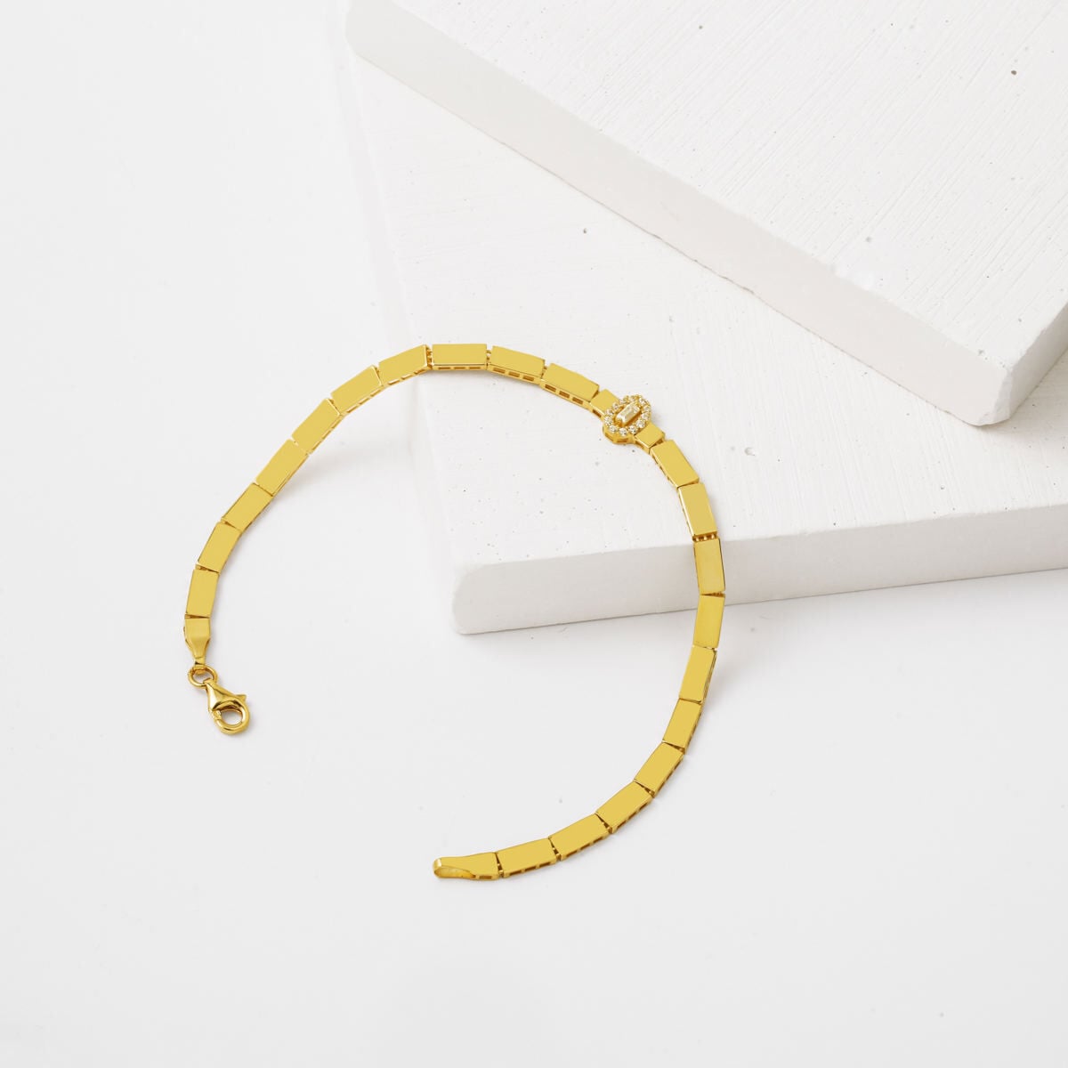 14K Yellow Gold Cagla Enamel Bracelet (3.7 g)