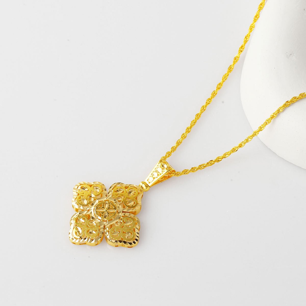 14K Yellow Gold Engraved Clover Pendant