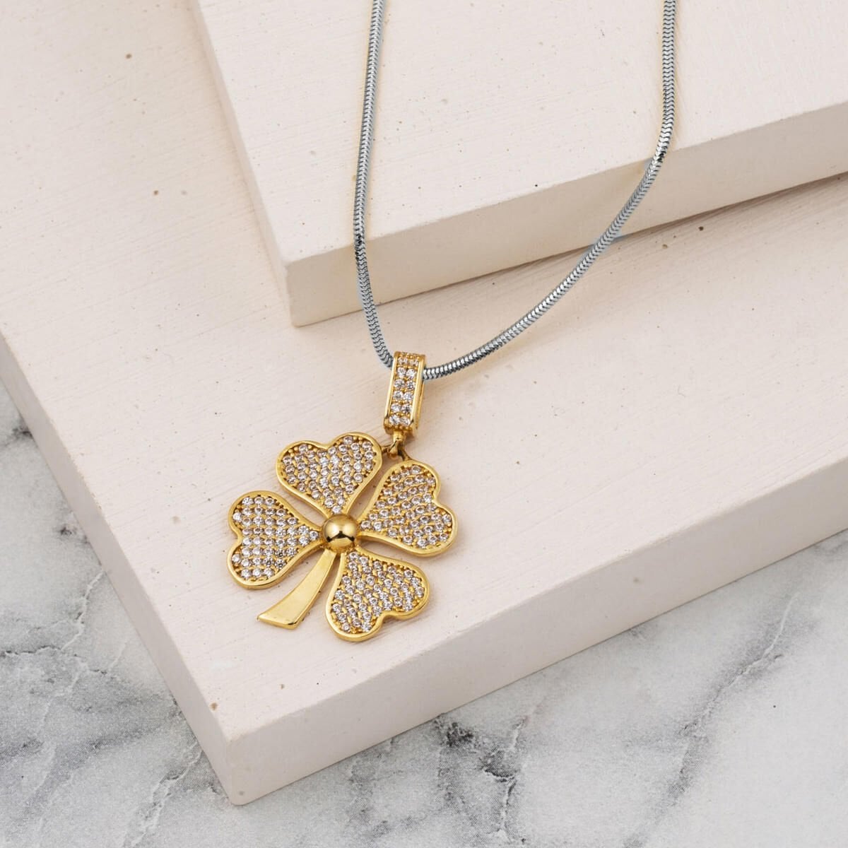 14K Yellow Gold Four Leaf Clover Cubic Zirconia Pendant (3.5 g)