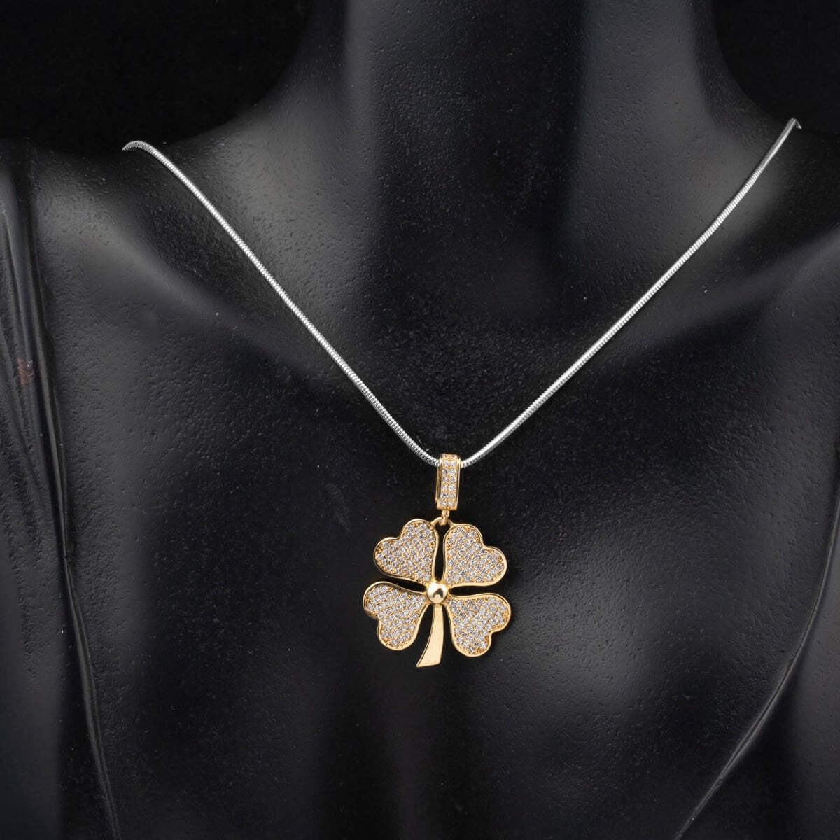14K Yellow Gold Four Leaf Clover Cubic Zirconia Pendant (3.5 g)