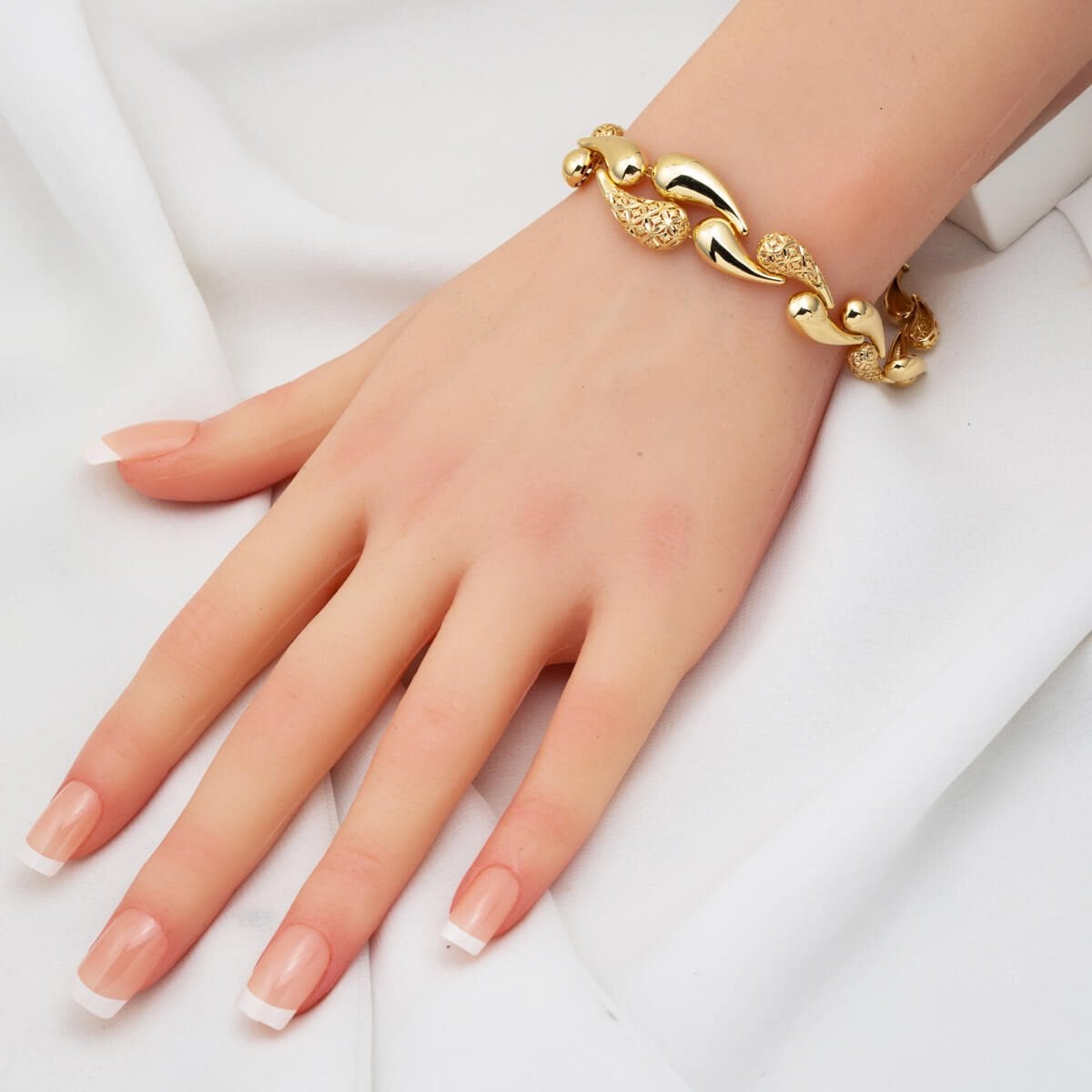 14K Yellow Gold Designer Inspired Drop Jewelry Set