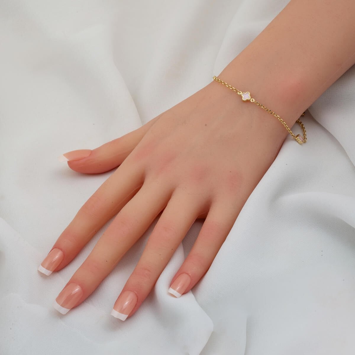 14K Yellow Gold Pink Clover Mother of Pearl Necklace and Bracelet Set