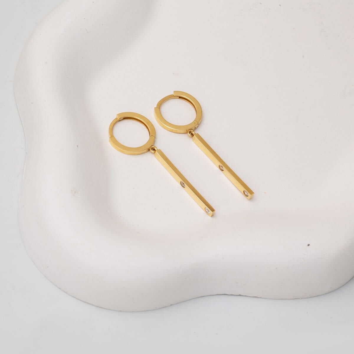 14K Yellow Gold Bar Dangle Cubic Zirconia Earrings