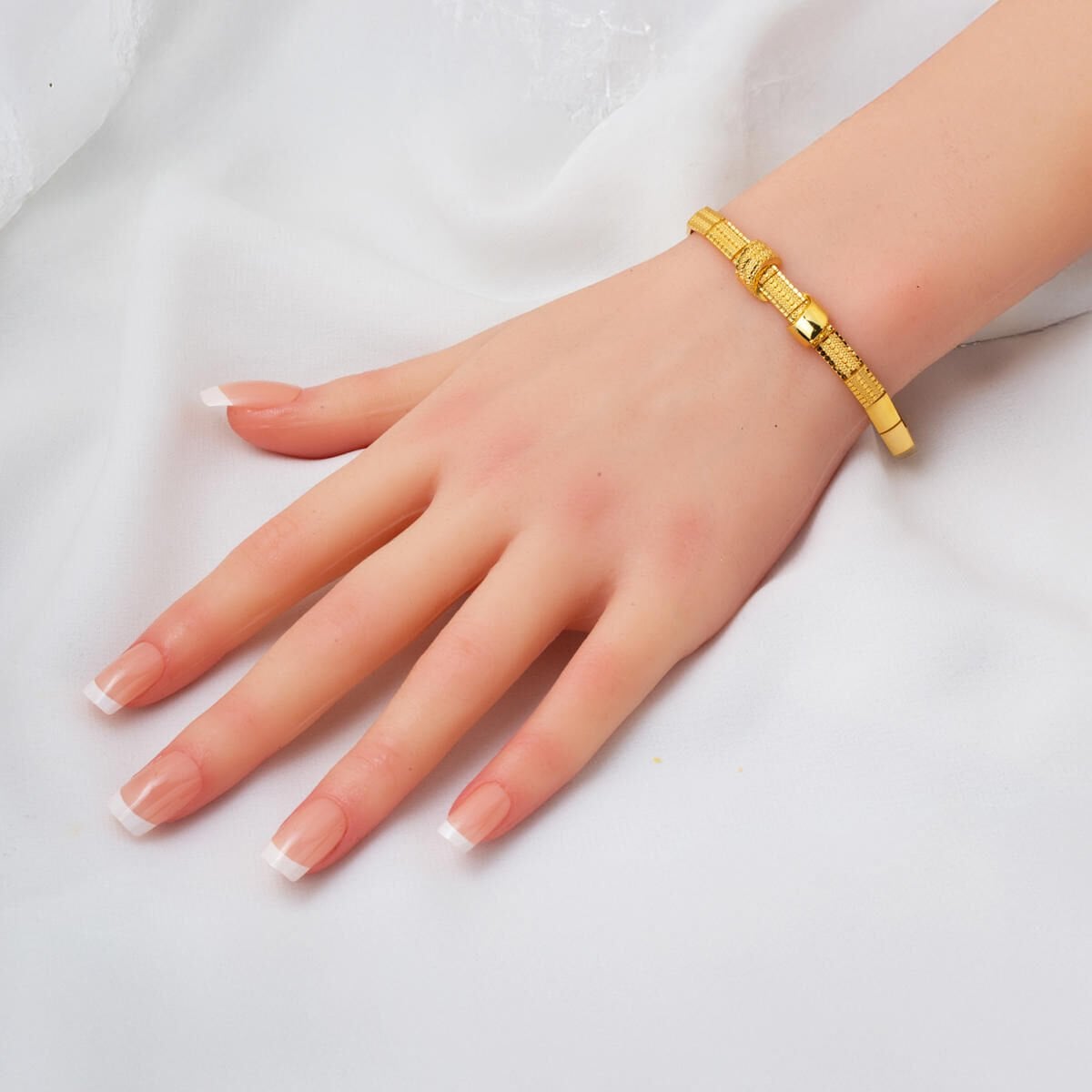 14K Yellow Gold Arched Wedding Set