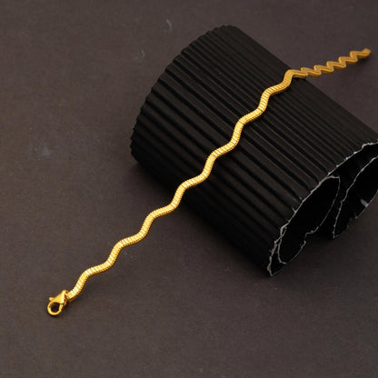 14K Yellow Gold Zigzag Sparkling Ajda Bracelet