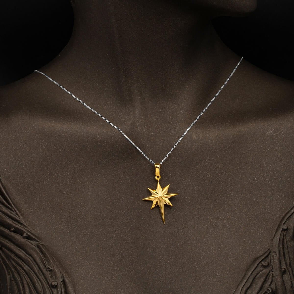22K Yellow Gold North Star Medium Pendant