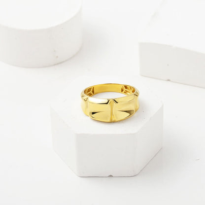 14K Yellow Gold Simple Ring