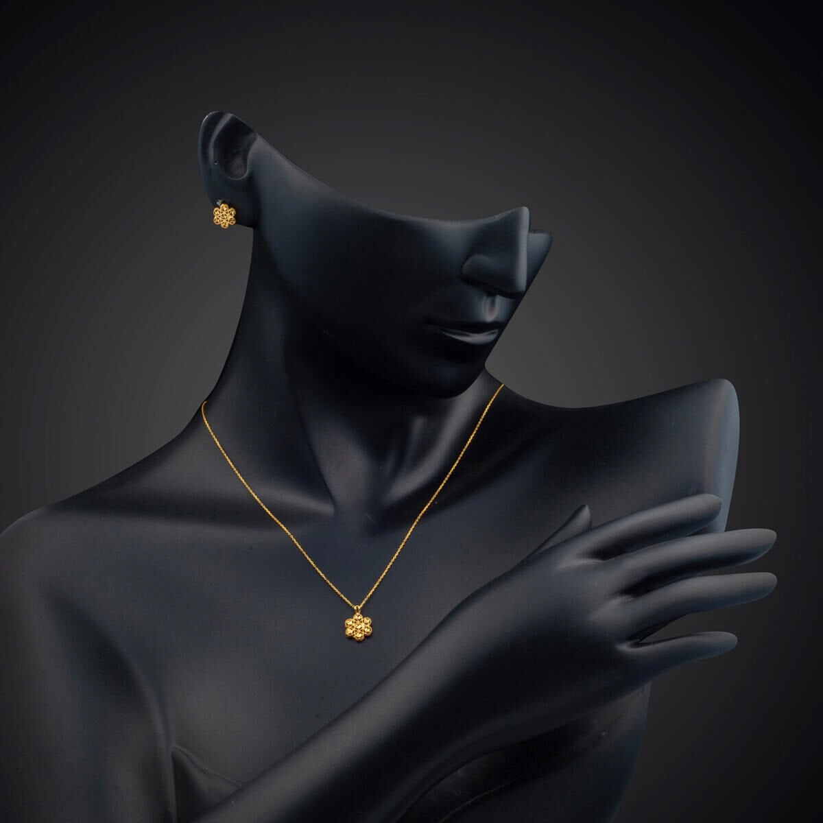 22K Yellow Gold 2-Piece Earrings Necklace Set