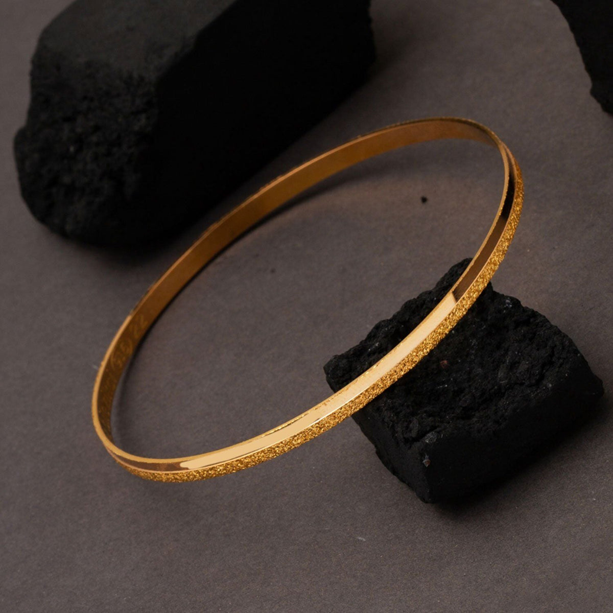 22K Yellow Gold Thin Stackable Bangle (20 g)