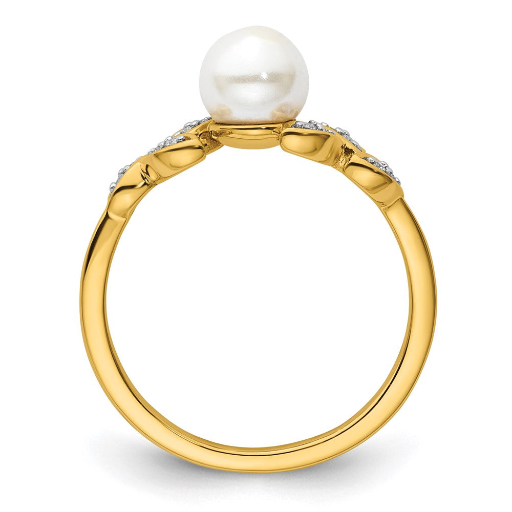 14K Yellow Gold Polished 1/20 carat Diamond and Freshwater Cultured Pearl Leaf Design Size 7 Ring