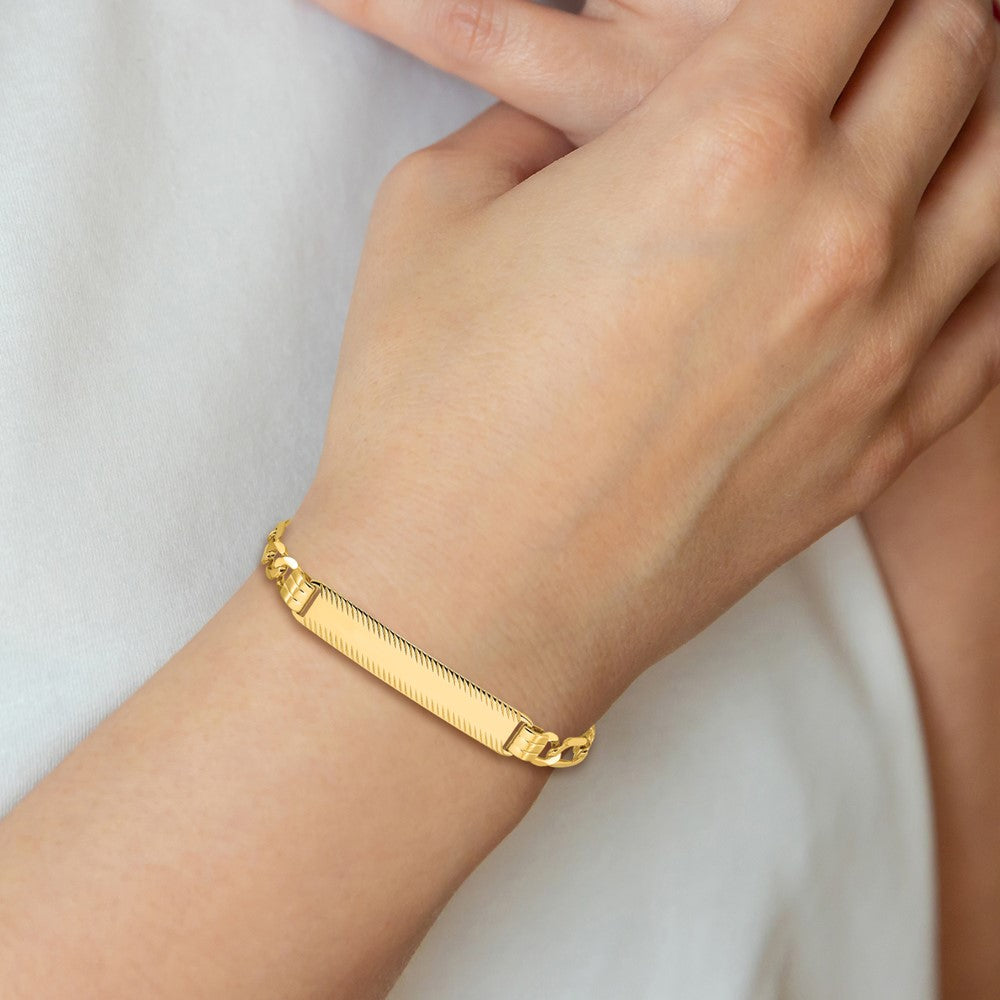 14K Yellow Gold Polished Solid Chain/Solid Plate Figaro Link Diamond-cut 39x8mm Plate 8 Inch ID Bracelet