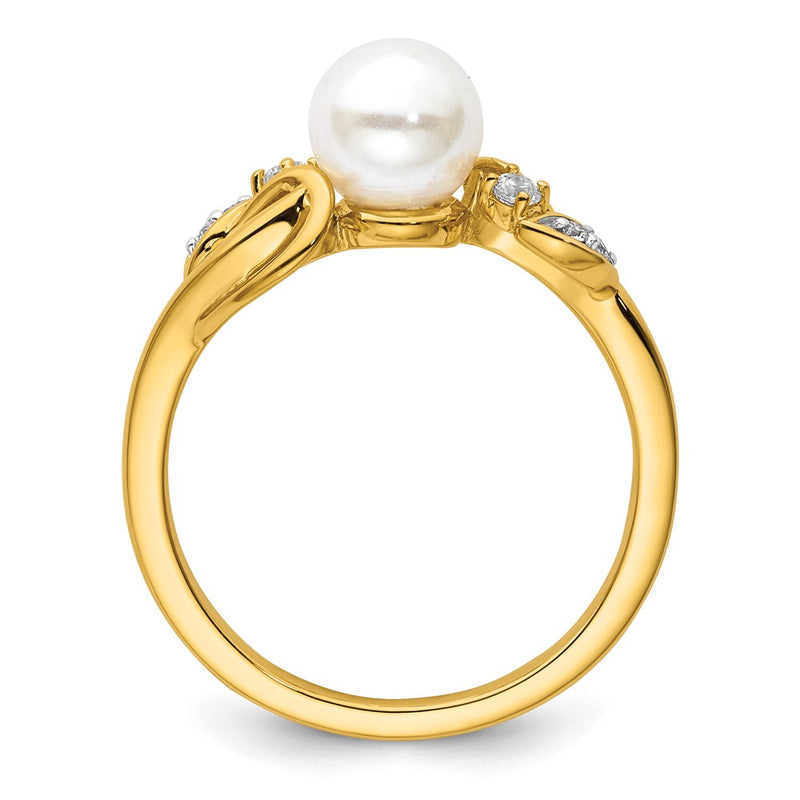 14K Yellow Gold Polished 1/15 carat Diamond and Freshwater Cultured Pearl Size 7 Ring
