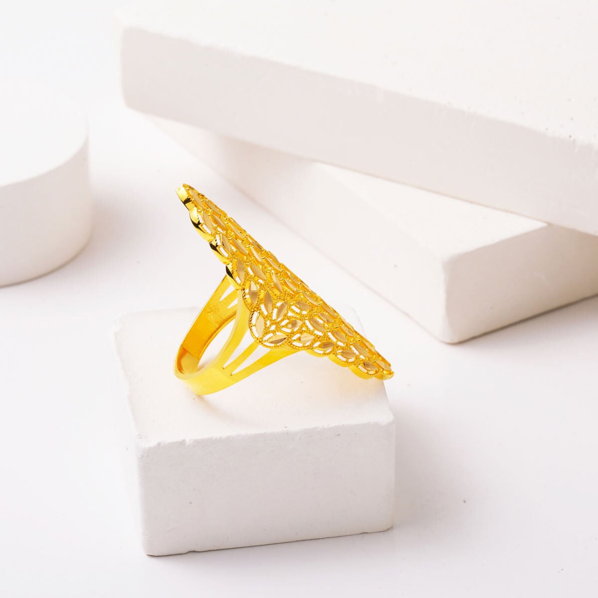14K Yellow Gold Marquise Hand Engraved Ring