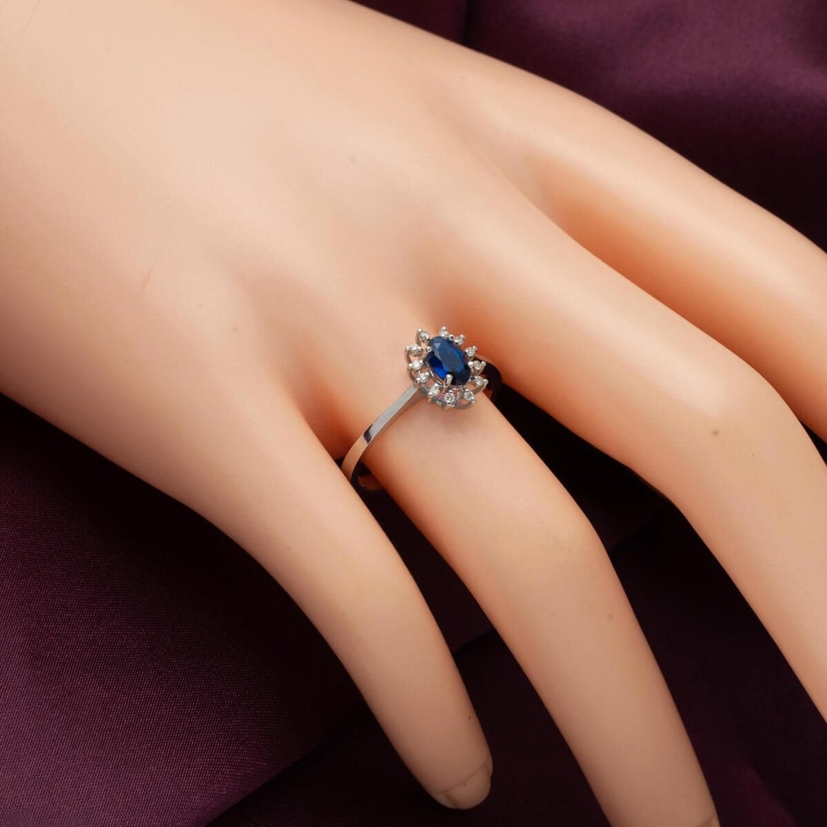 14K White Gold Sapphire Diamond Ring