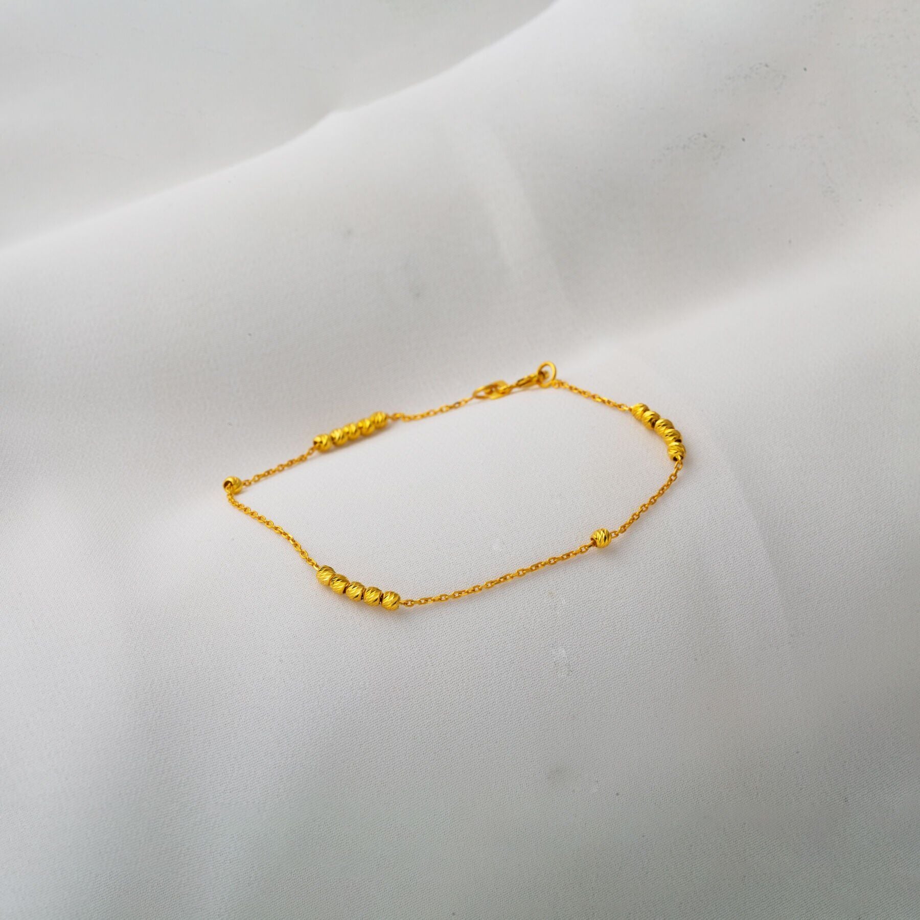 14K Yellow Gold Bead Bracelet (1.24 g)