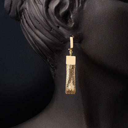 14K Yellow Gold Italian Dangle Earrings