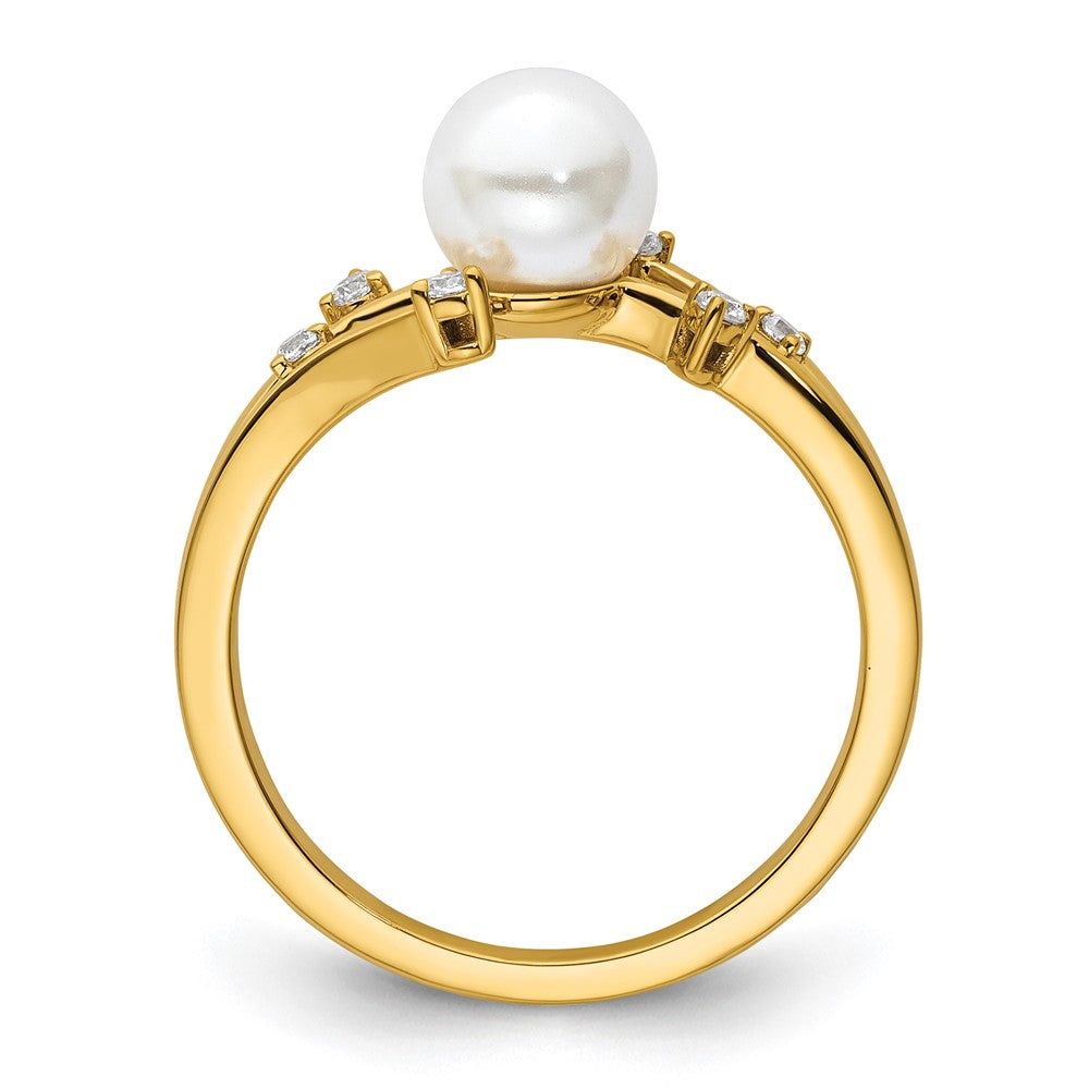 14K Yellow Gold Polished 1/10 carat Diamond and Freshwater Cultured Pearl Size 7 Ring