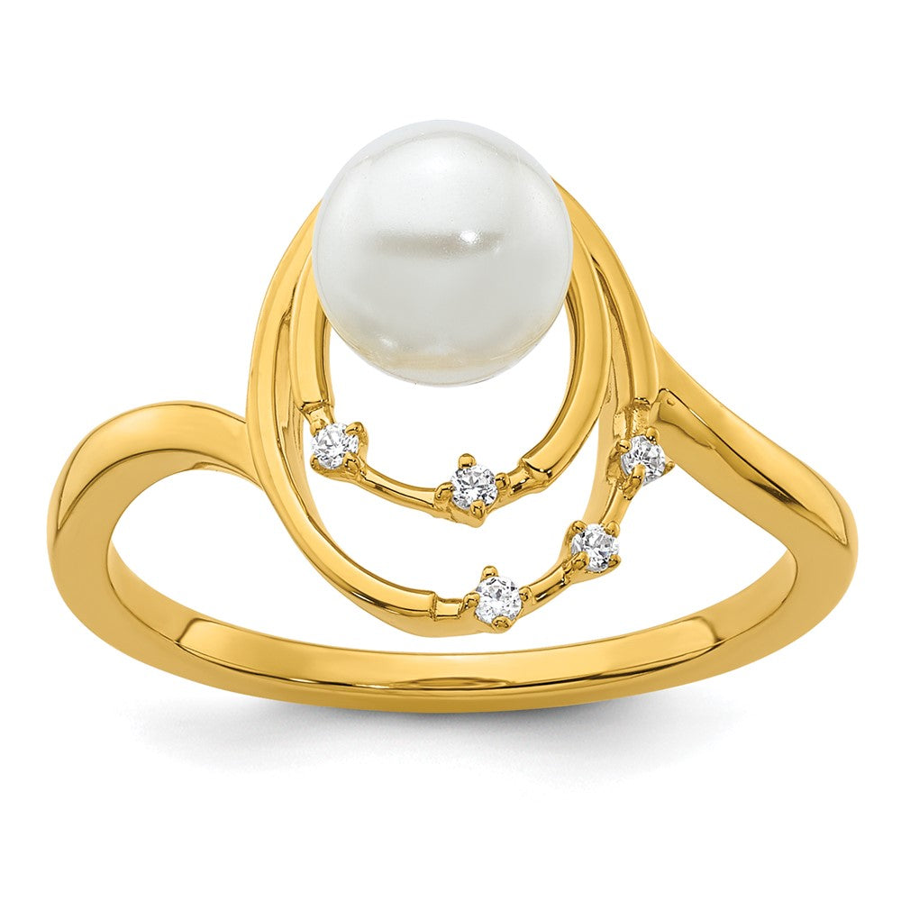 14K Yellow Gold Polished 1/20 carat Diamond and Freshwater Cultured Pearl Ovals Size 7 Ring