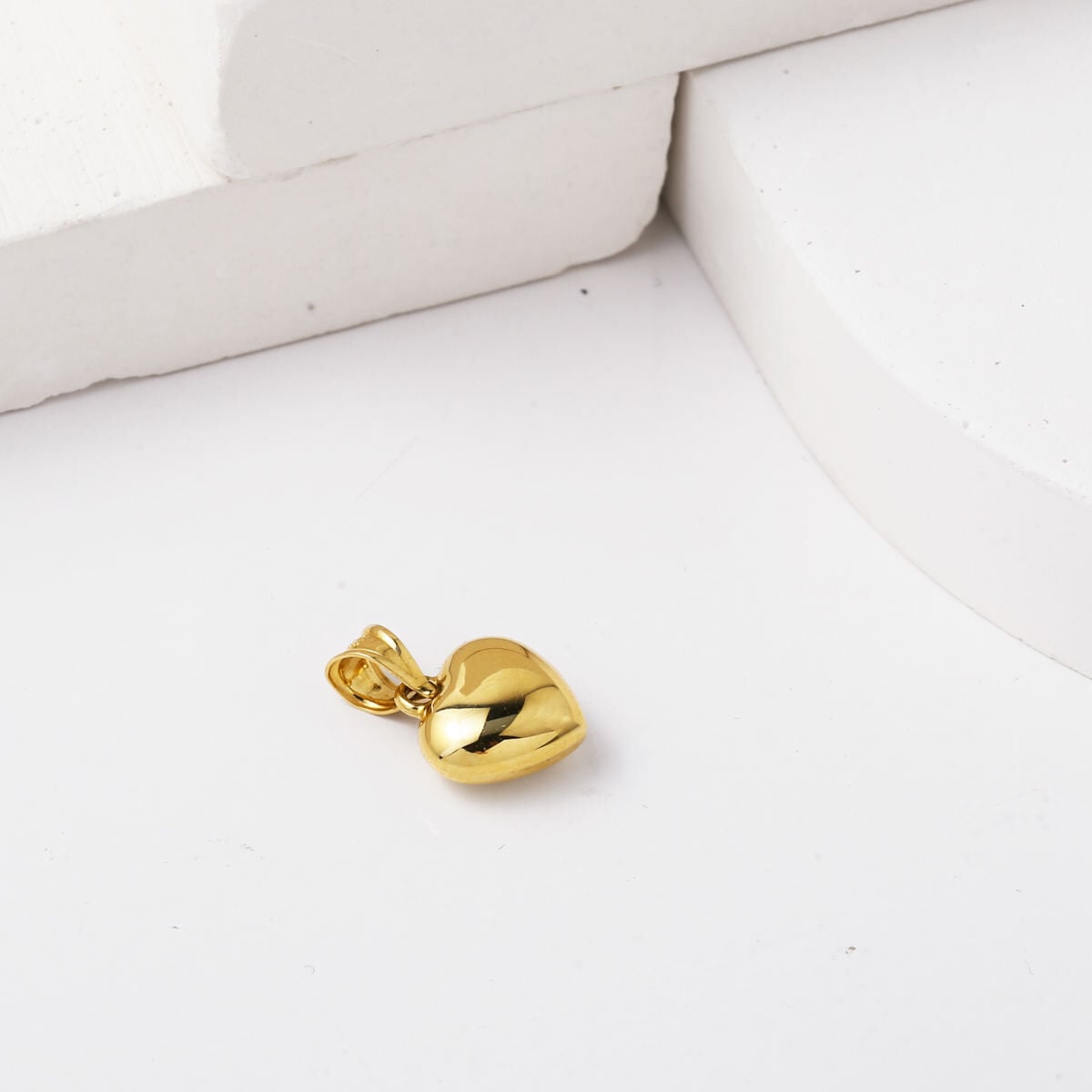 14K Yellow Gold Heart Necklace