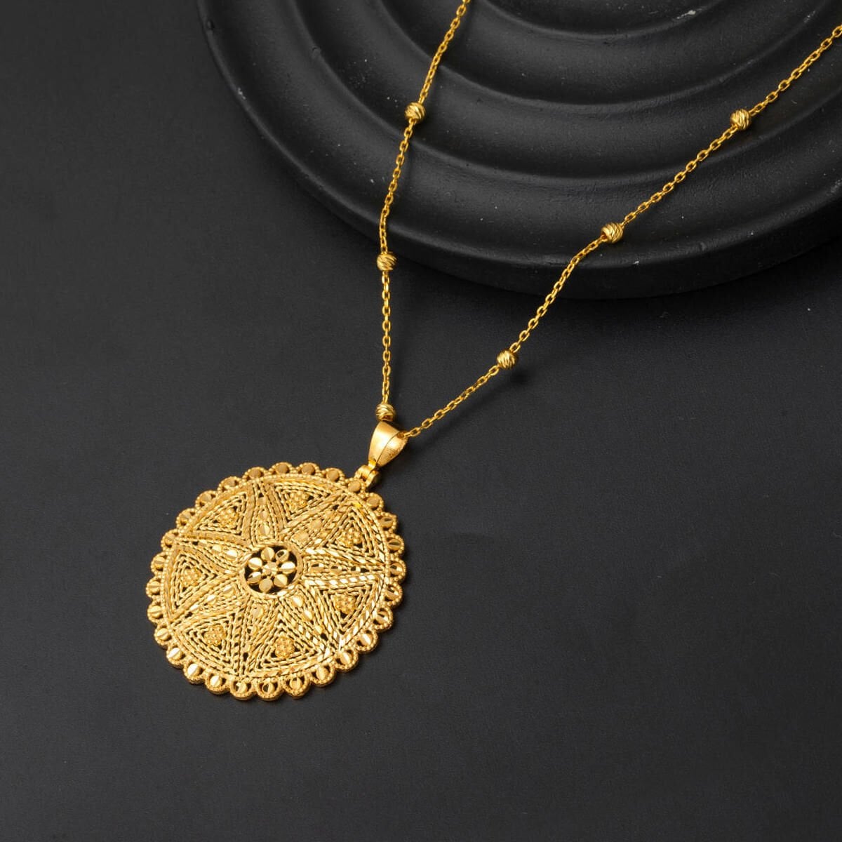 14K Yellow Gold Sun Sparkle Necklace