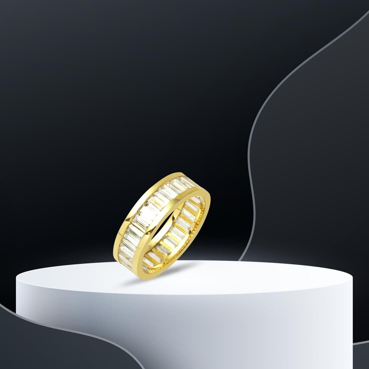 14K Yellow Gold Full Eternity Baguette Cubic Zirconia Ring (3.15 g)