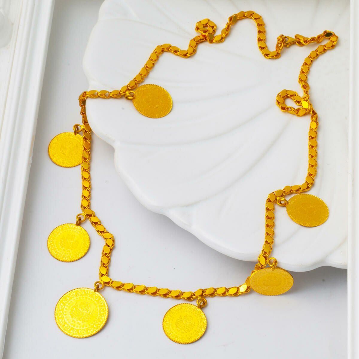 22K Yellow Gold 6 Quarter Coin 1 Half Coin Chain