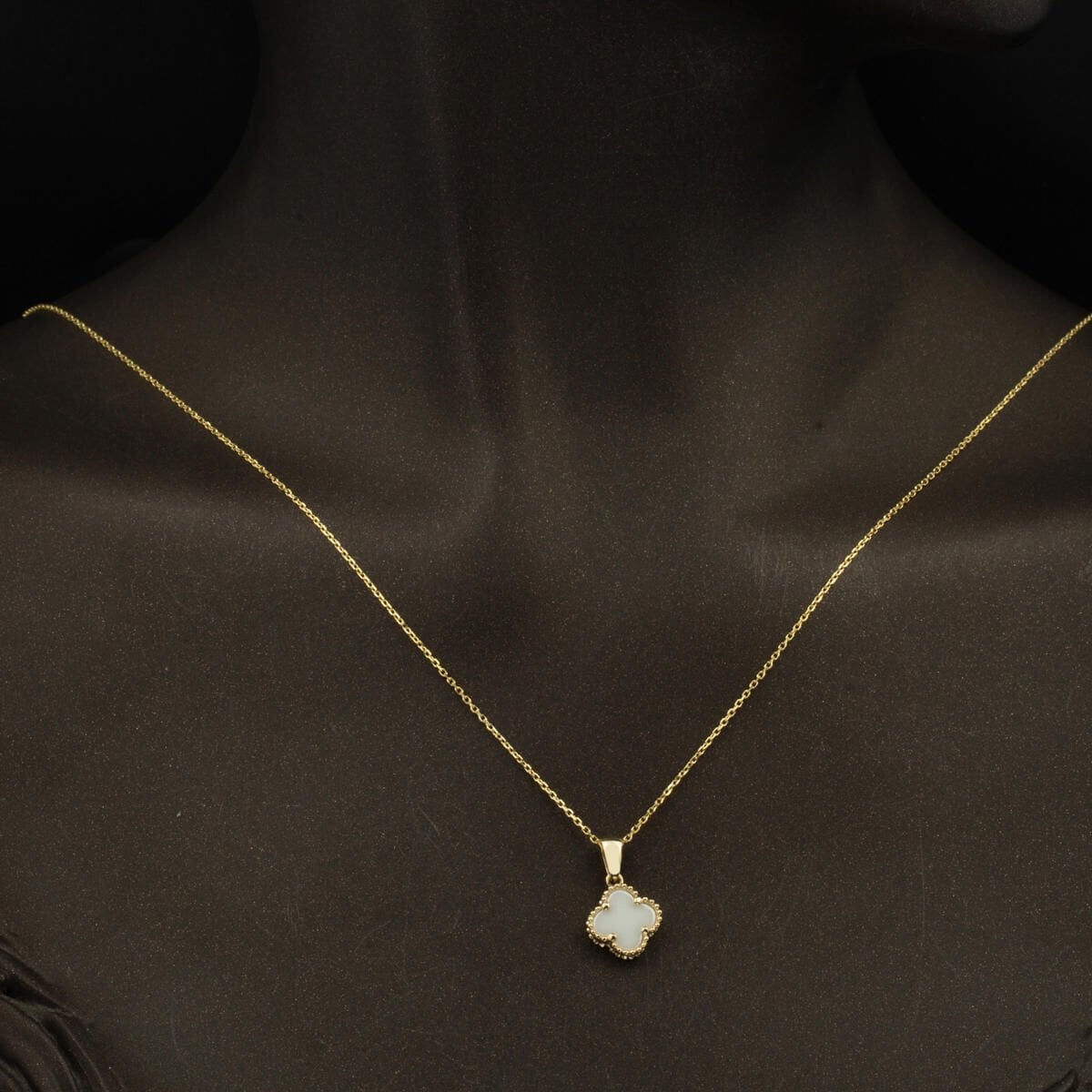 14K Yellow Gold Clover Minimalist Mother of Pearl Jewelry Set