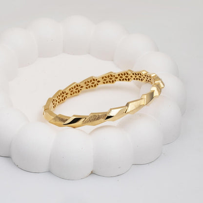 14K Yellow Gold Drop Hinged Cuff Bangle