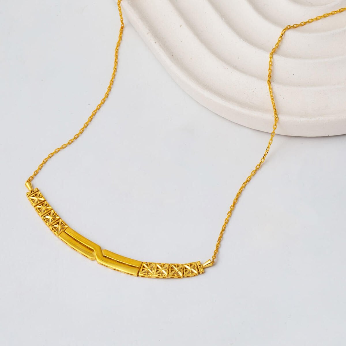 22K Yellow Gold Belt Design Necklace