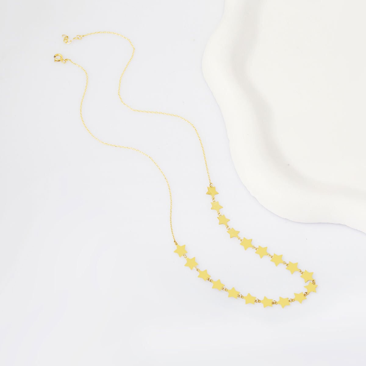 14K Yellow Gold Star Chain Necklace