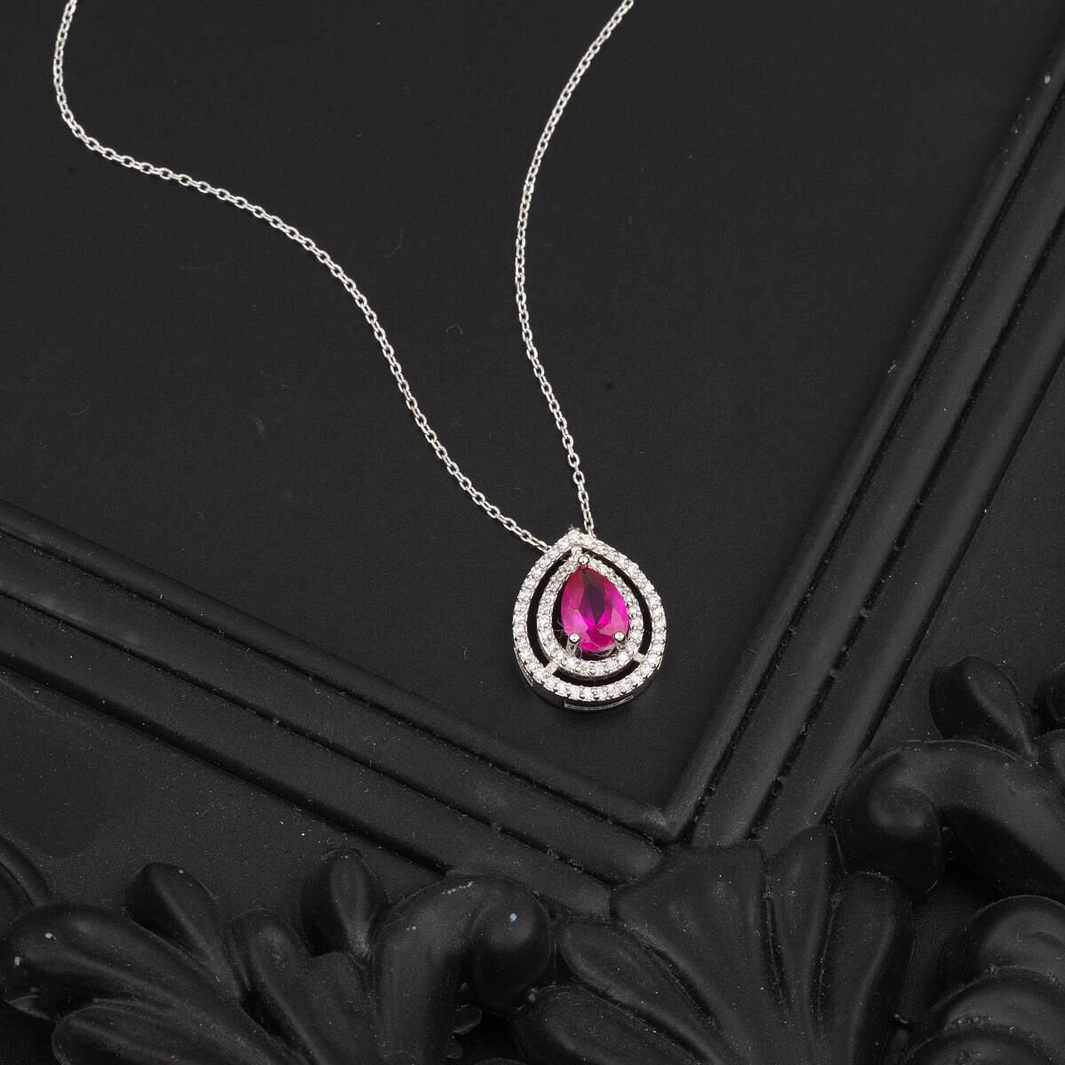 14K White Gold 0.20 Ct Diamond Ruby Necklace