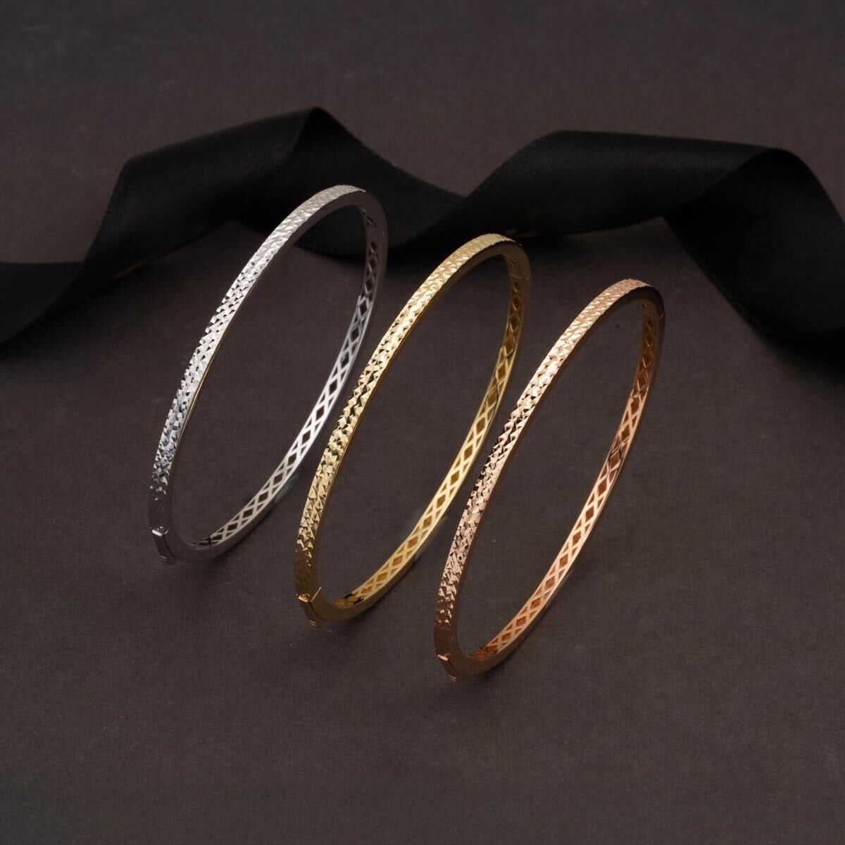 14K Rose Gold Hinged Cuff Bangle (6.5 g)
