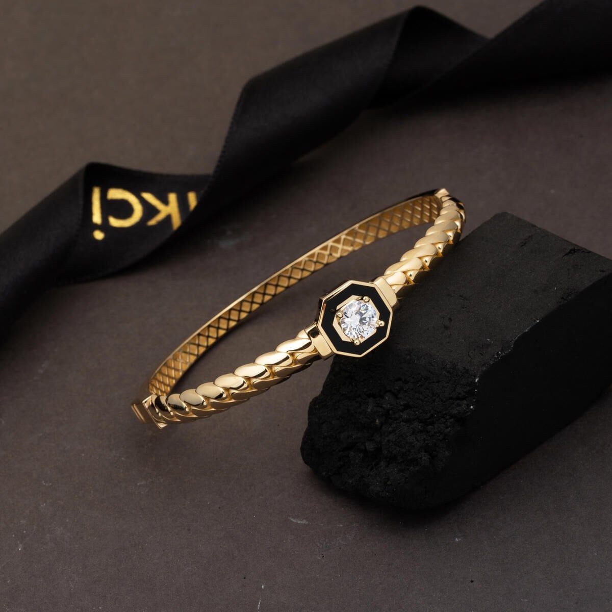 14K Yellow Gold Cagla Curb Link Cubic Zirconia Hinged Cuff Bracelet