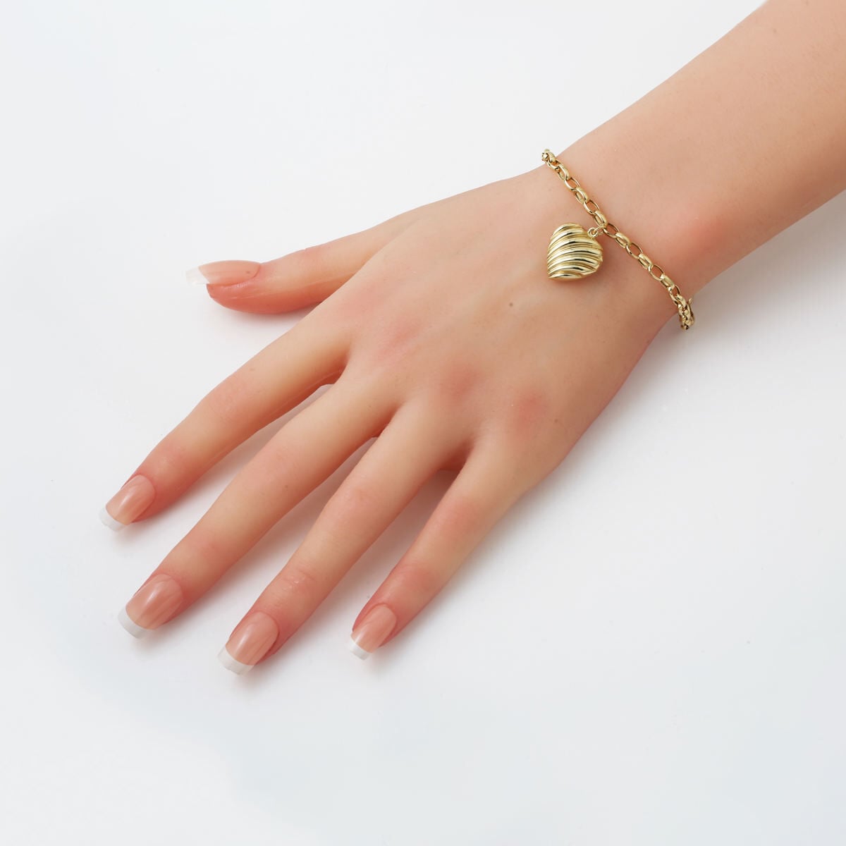 14K Yellow Gold Thick Chain Heart Bracelet