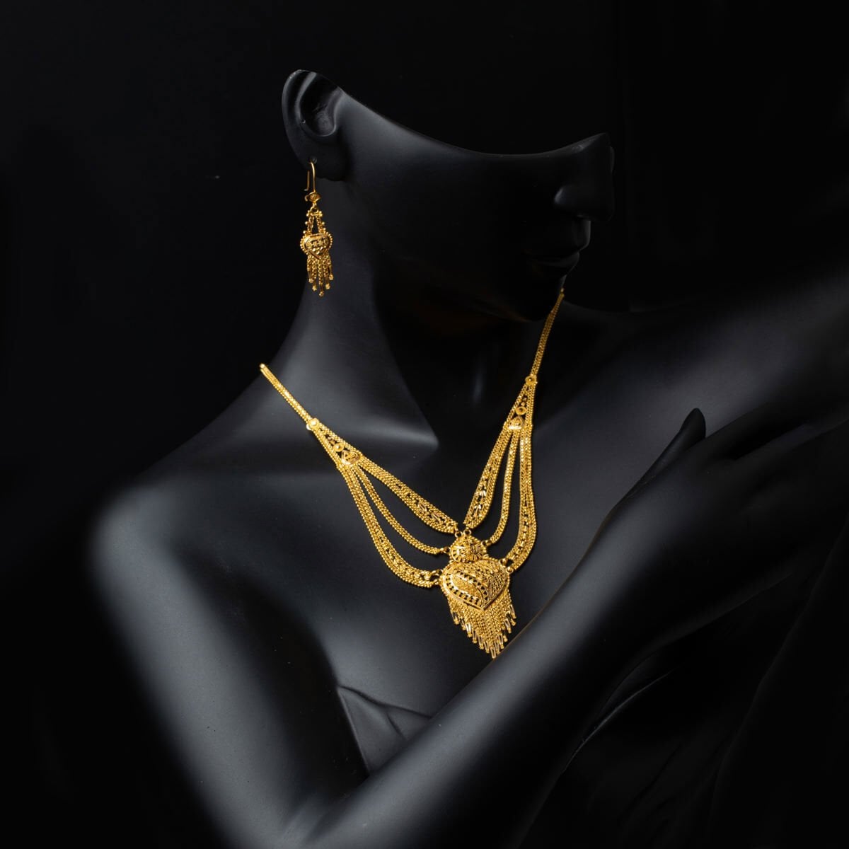 14K Yellow Gold Indian Style Jewelry Set