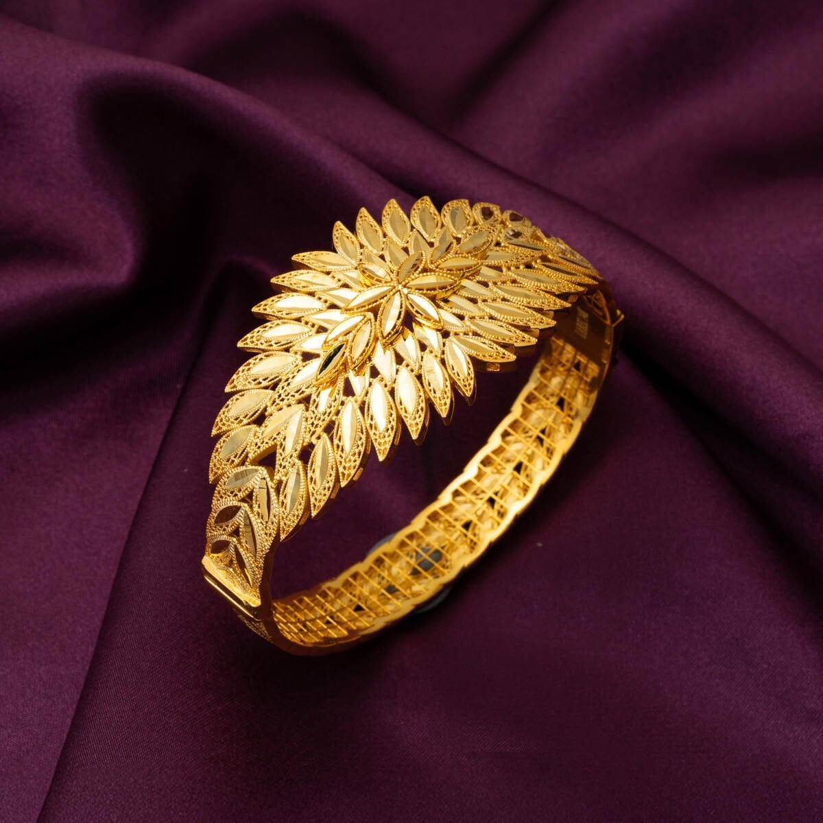 14K Yellow Gold Leaf Hinged Cuff Bangle