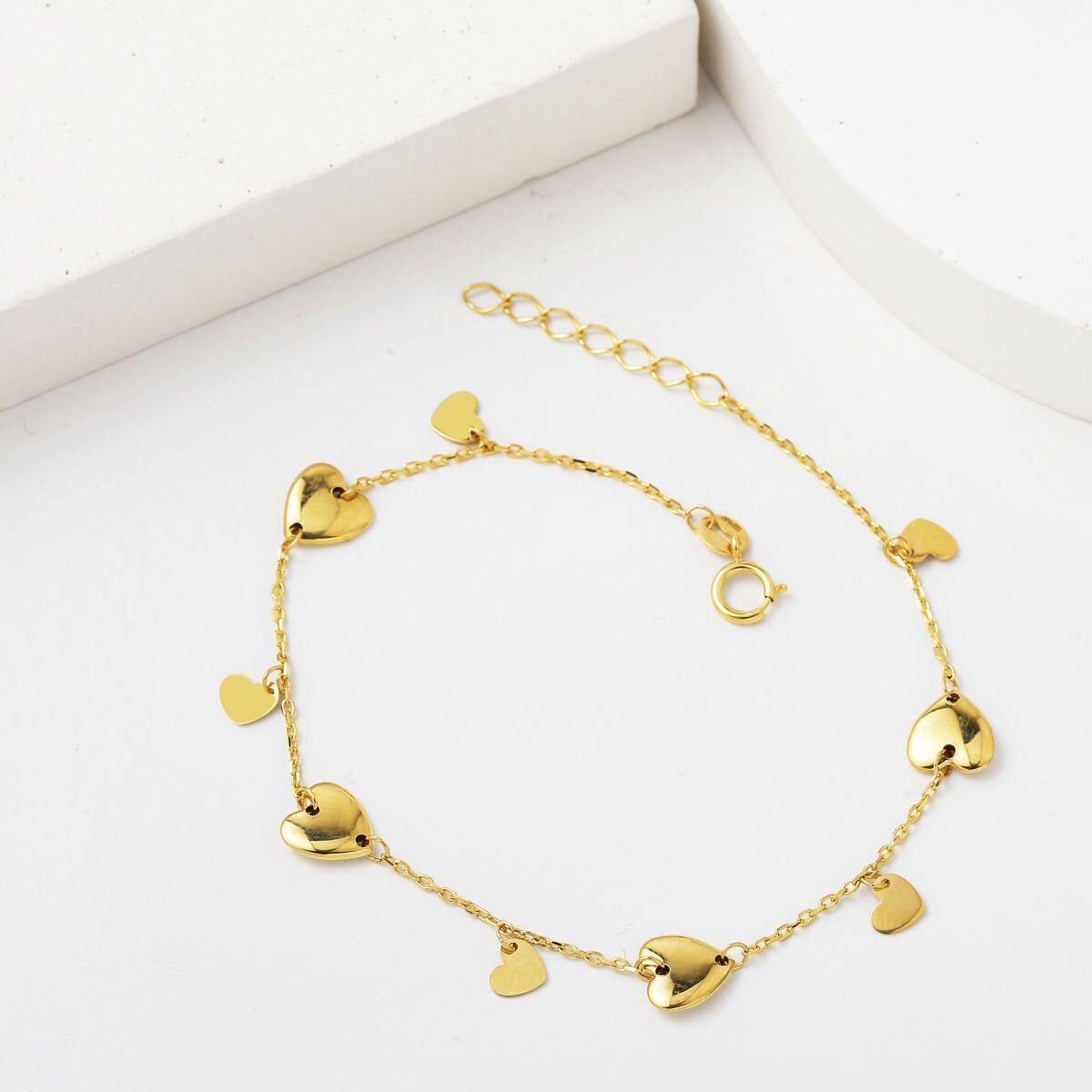 14K Yellow Gold Heart Charm Bracelet